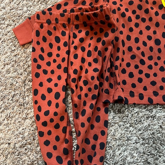 NWT Hanna Andersson long john pajama set in brown mini spot sleepwear size 2T - Picture 4 of 4